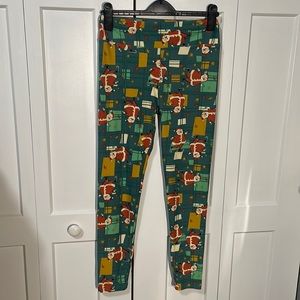 Lularoe leggings women’s one size Christmas Santa
